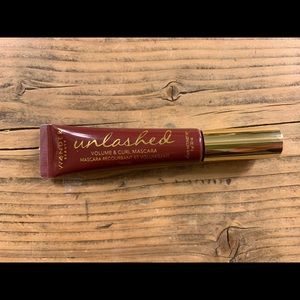 New Wander Beauty Unleashed Mascara